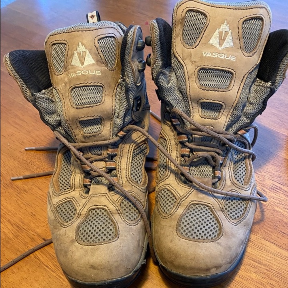 Vasque Boots Men 11.5 Waterproof Vibram